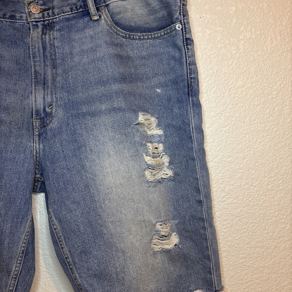 Size 40 Levi Strauss Cut Off Jean Shorts Blue Denim Distressed - Picture 7 of 15